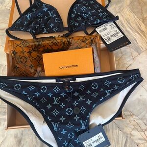 New Louis Vuitton Navy Monogram Bikini Set (Two Piece) 38 Top & 42 Bottom